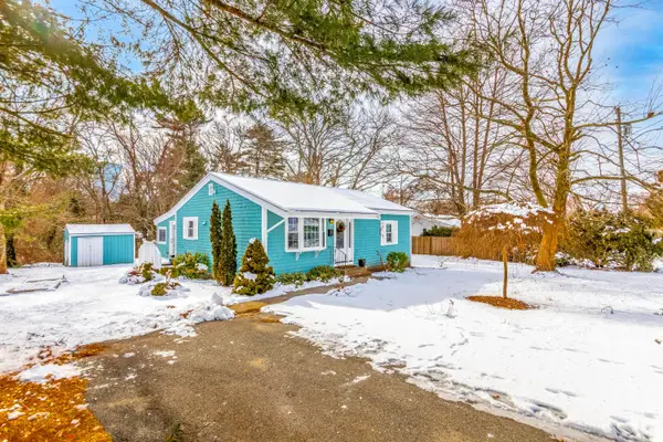58 Maple Street, Buzzards Bay, MA 02532
