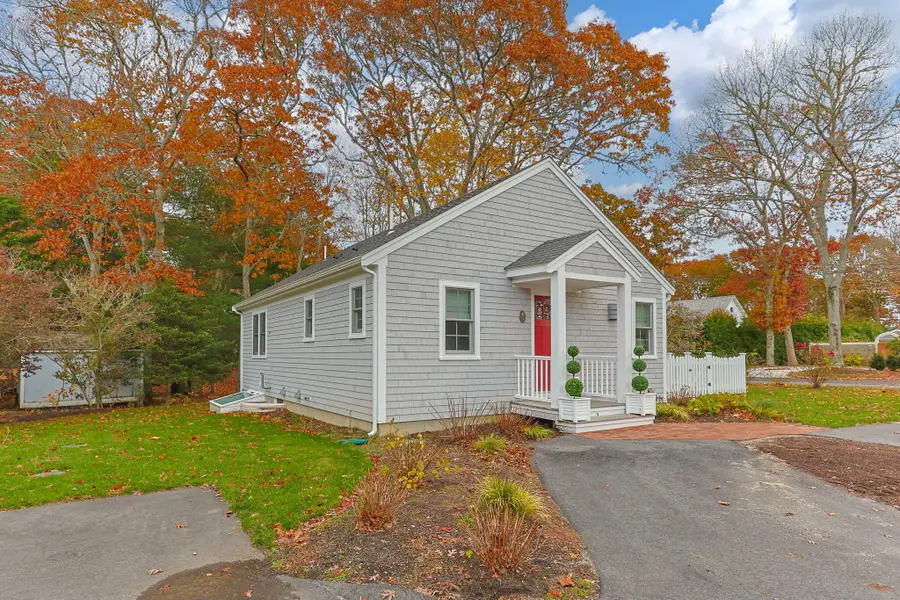 16 Second Avenue, Osterville, MA 02655 - #2
