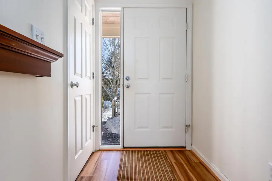 8 Oak Glen, Yarmouth Port, MA 02675 - Image #2