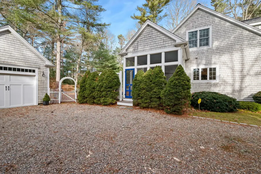 602 Putnam Avenue, Cotuit, MA 02635 - #3
