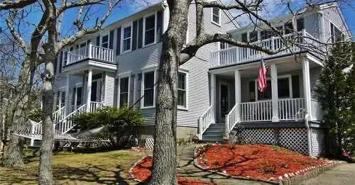 32 Niagara Lane, West Yarmouth, MA 02673