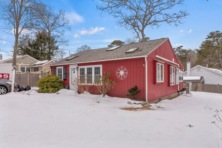 24 East Road, Mashpee, MA 02649 - #3