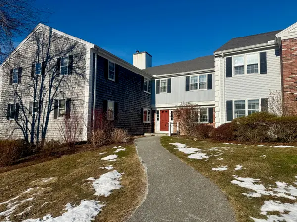 3 Hilltop Drive, Sandwich, MA 02563
