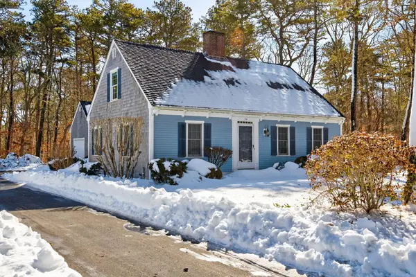 54 Marthas Lane, Harwich, MA 02645