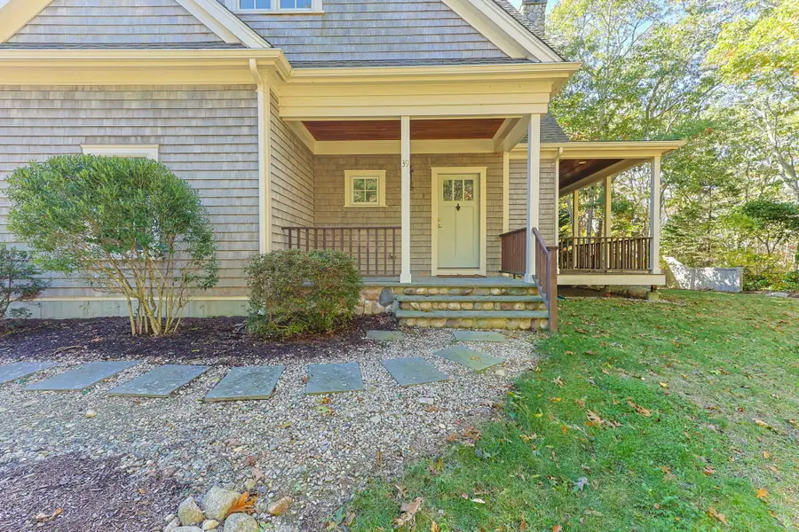 39 Upland Avenue, Falmouth, MA 02540 - #2