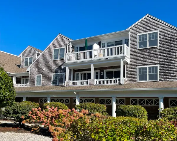 912 Main Street, Chatham, MA 02633