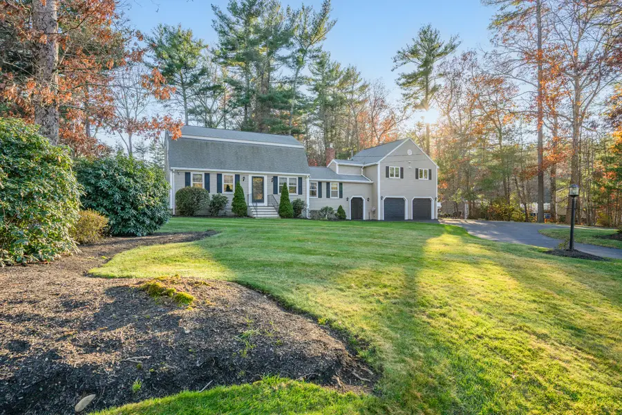 31 Hillcrest Drive, Pembroke, MA 02359 - #3