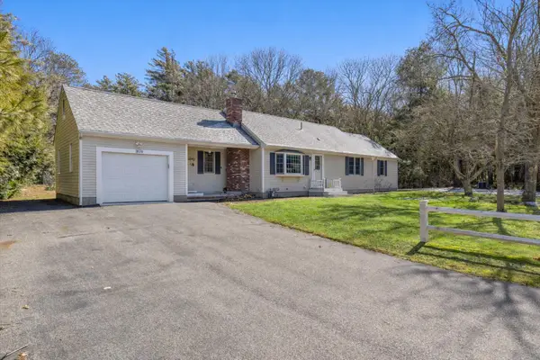 1820 Santuit Newtown Road, Cotuit, MA 02635