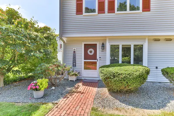 174 Lowell Road, Mashpee, MA 02649
