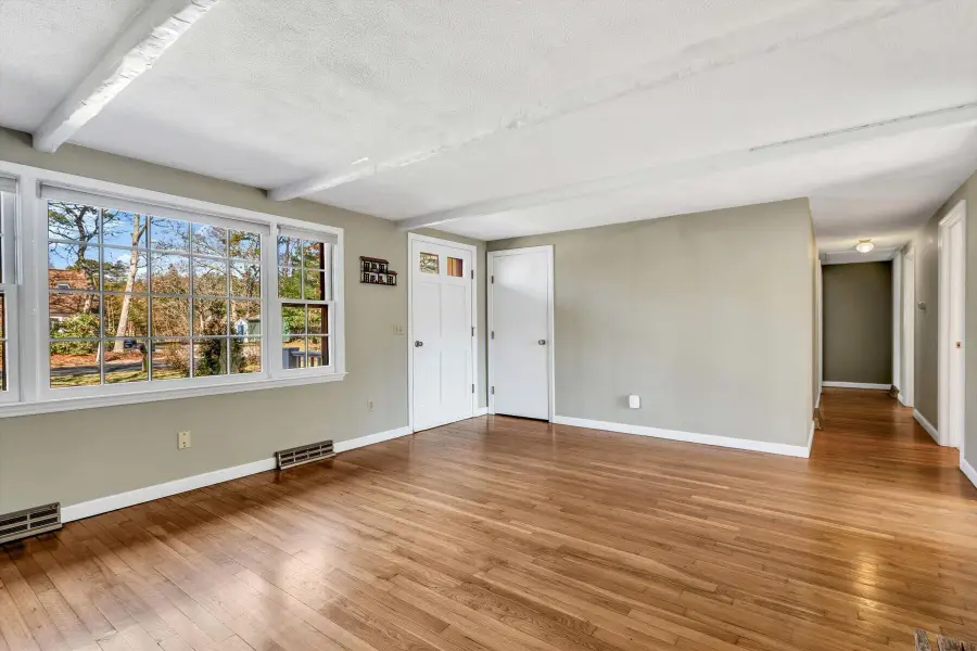 26 Rainbow Lane, Mashpee, MA 02649 - #3