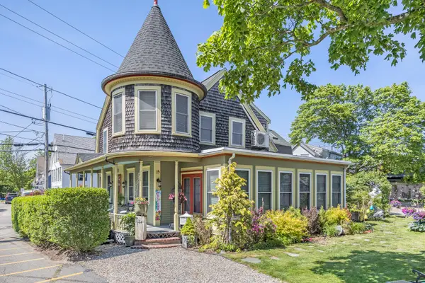 15 Center Street, Provincetown, MA 02657