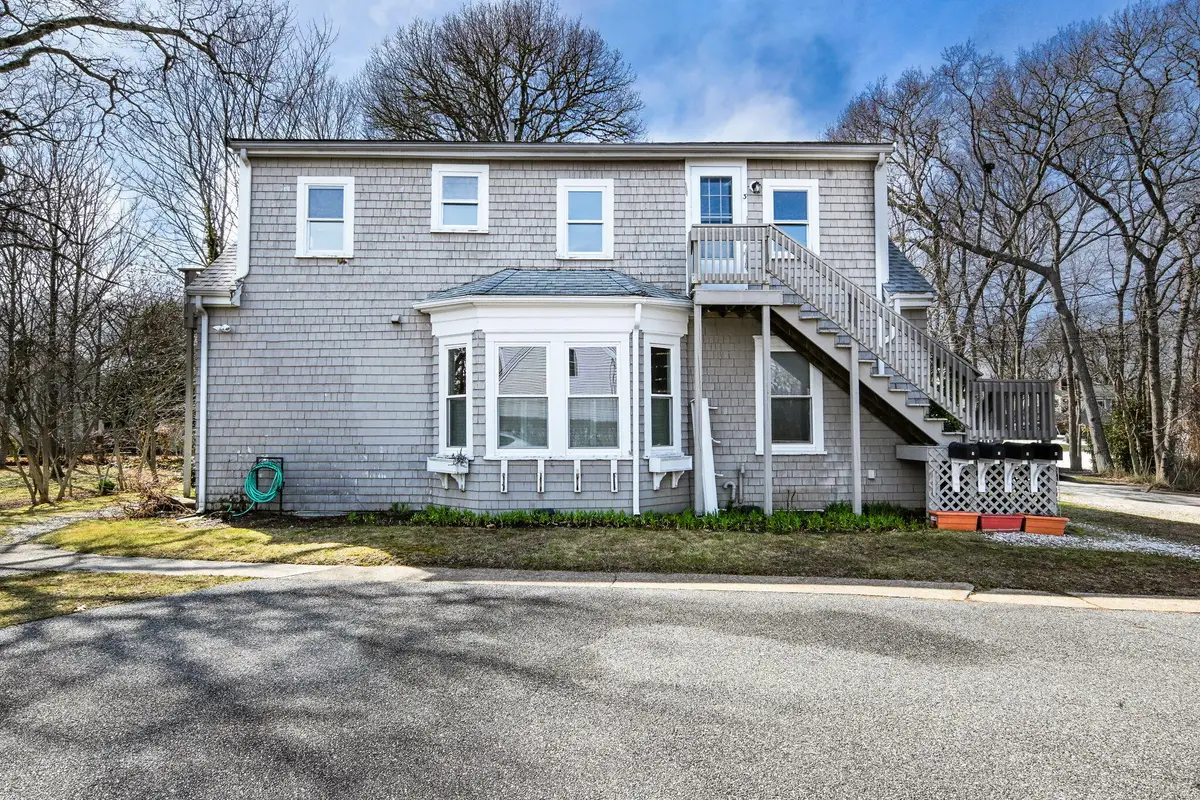 16 Lt Hauser Lane, Falmouth, MA 02540 - #1