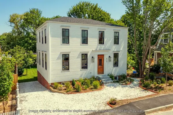 624 Commercial Street, Provincetown, MA 02657