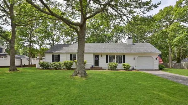 37 Ansel Howland Road, Centerville, MA 02632