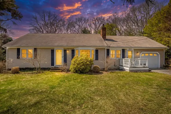 253 Gleneagle Drive, Centerville, MA 02632