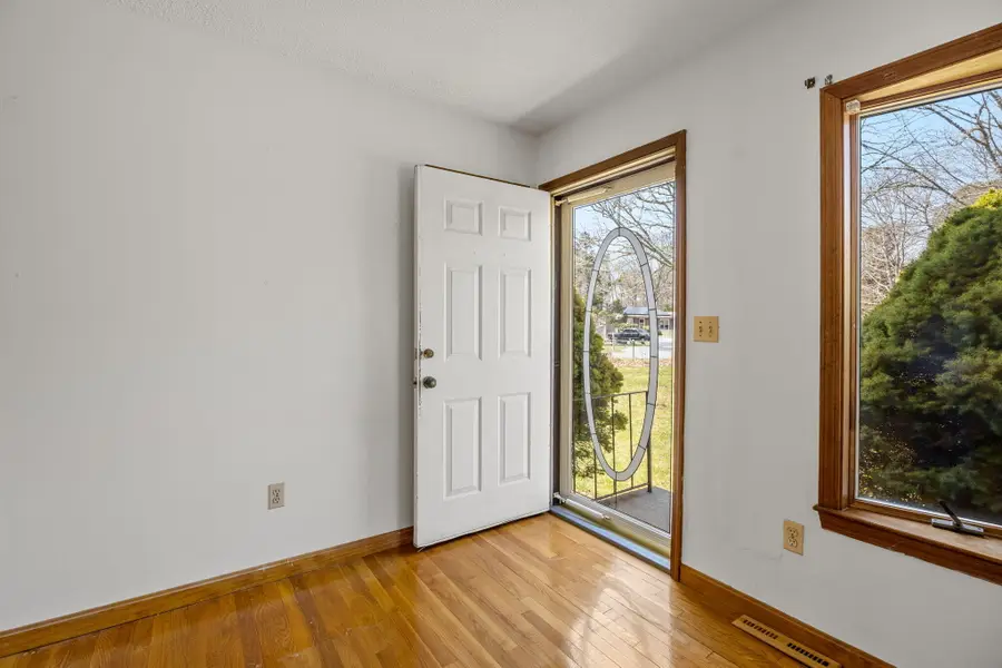 74 Grace Court, Teaticket, MA 02536 - #3