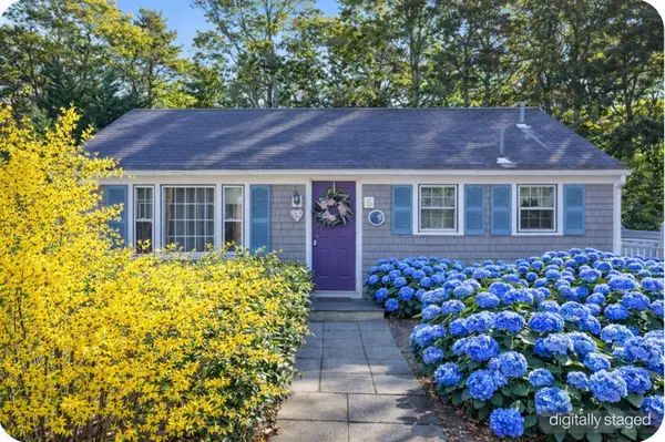 5 Coach House Lane, South Dennis, MA 02660