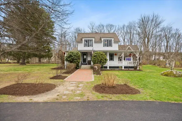 729 Center Street, Dighton, MA 02764