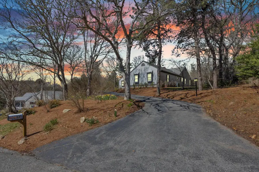 52 Clubhouse Drive, Bourne, MA 02532 - #2