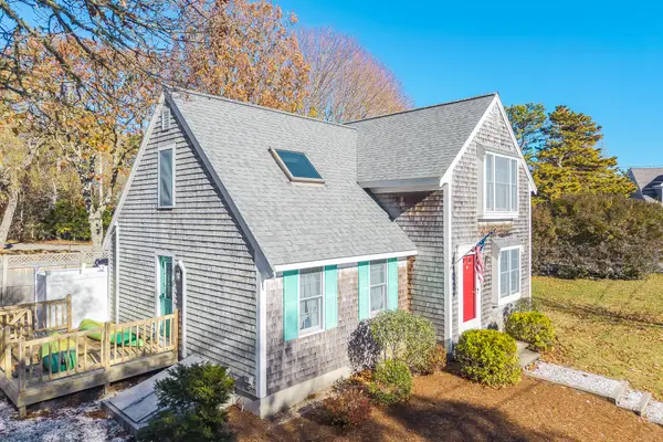 35 Pine Tree Road, South Chatham, MA 02659