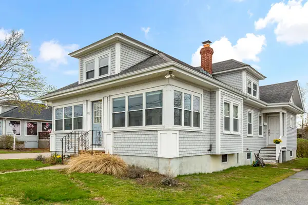 83 Davis Straits, Falmouth, MA 02540
