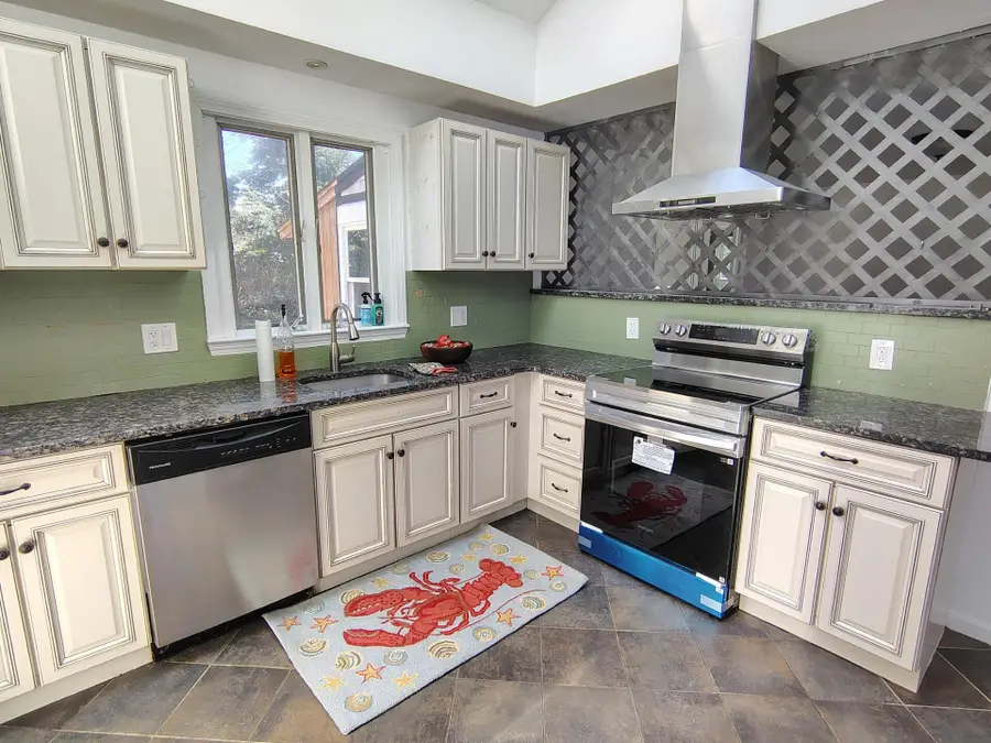 25 Cedardale Road, Harwich, MA 02645 - #3