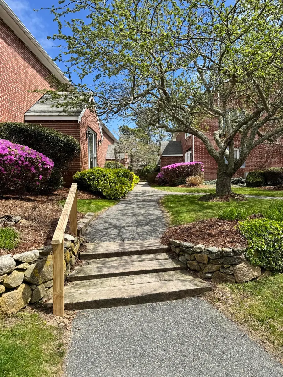 775 W Main Street #APT 5, Hyannis, MA 02601 - #2