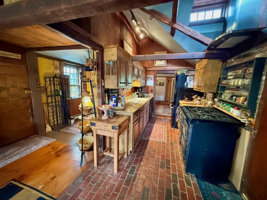 162 Rt. 6a, Yarmouth Port, MA 02675 - #3