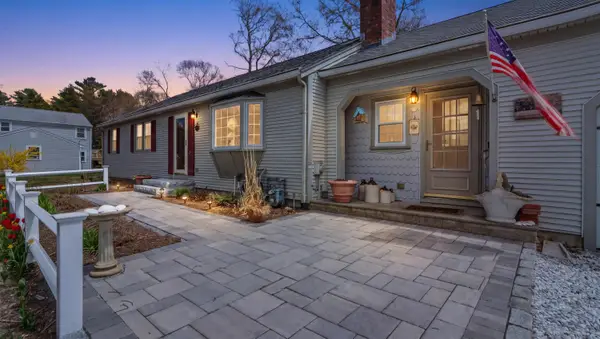53 Hadrada Lane, Centerville, MA 02632