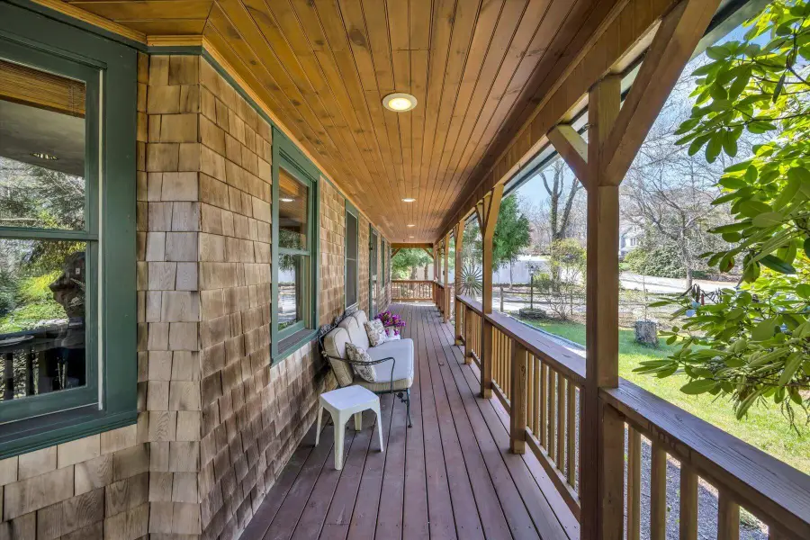 34 Hilltop Drive, Sagamore, MA 02561 - #3