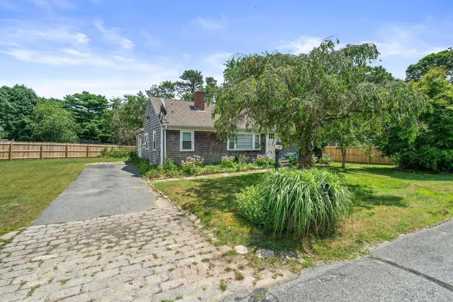 4 Thach Lane, Hyannis, MA 02601 - #2