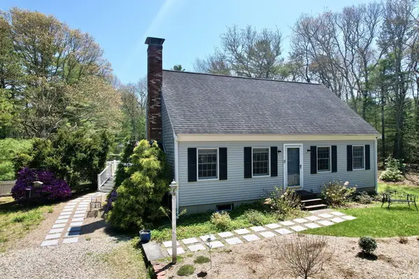 8 Ruth Terrace, East Falmouth, MA 02536