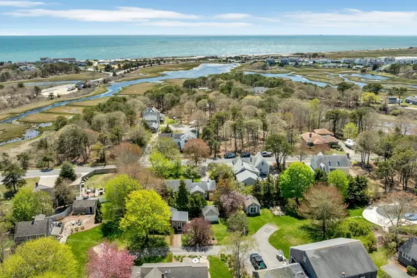 34 S Main Street, West Dennis, MA 02670