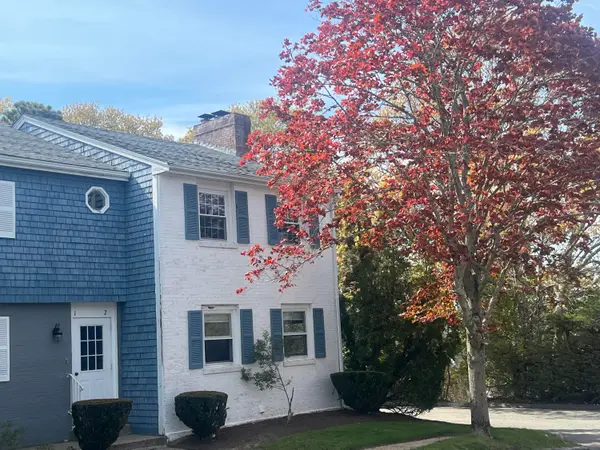 1431 Iyannough Road #UNIT 1, Centerville, MA 02632