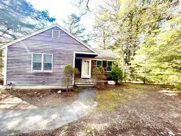 69 Happy Hollow Road, Teaticket, MA 02536