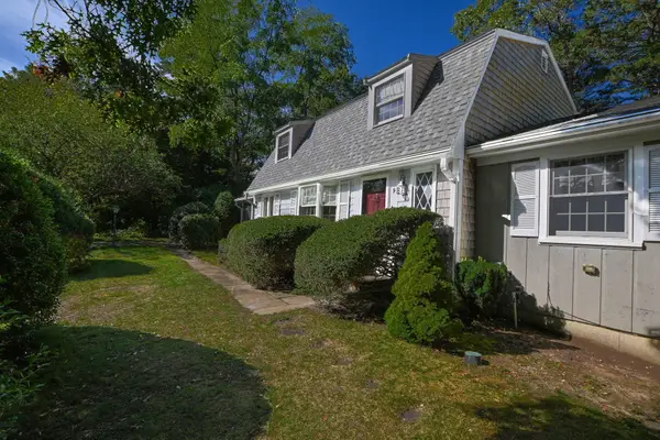 9 Faunce Mountain Road, Sandwich, MA 02563