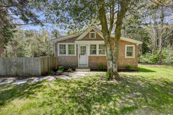 95 Great Marsh Road, Centerville, MA 02632