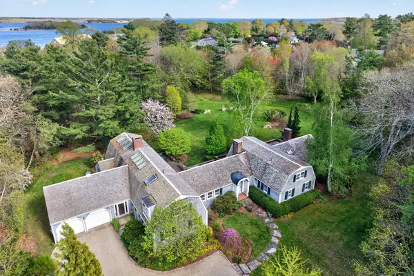 14 Vine Street, Marion, MA 02738