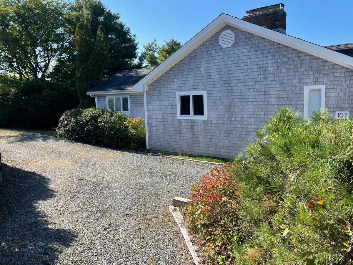 107 S Abbey Gate, Cotuit, MA 02635 - #1