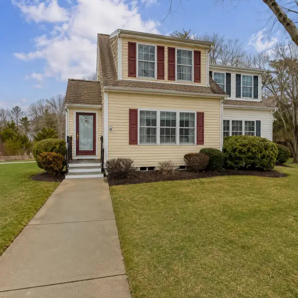 32 Carleton Street #UNIT 32, Onset, MA 02558