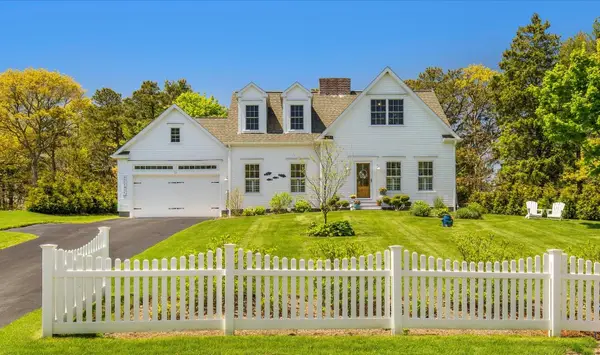 13 Academy Hill Lane, South Dennis, MA 02660