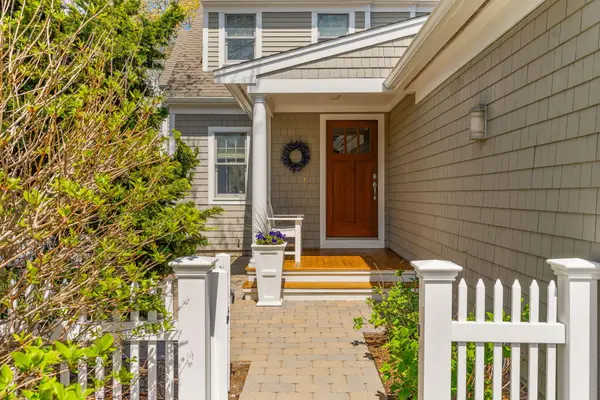 20 Lanyard Way #UNIT 20, Mashpee, MA 02649