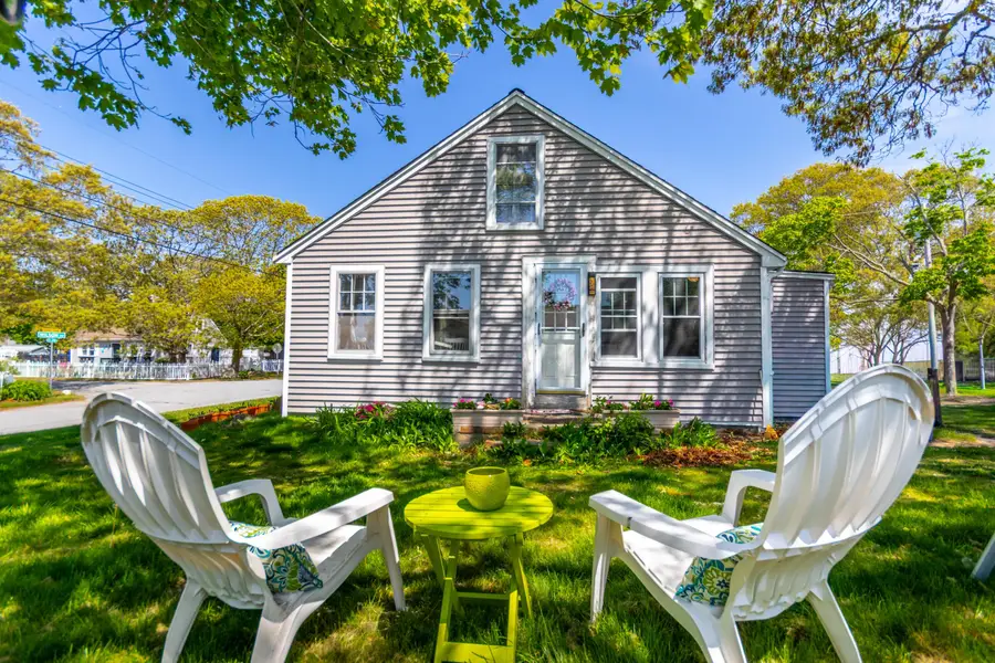 26 Wilson Avenue, Buzzards Bay, MA 02532 - #2