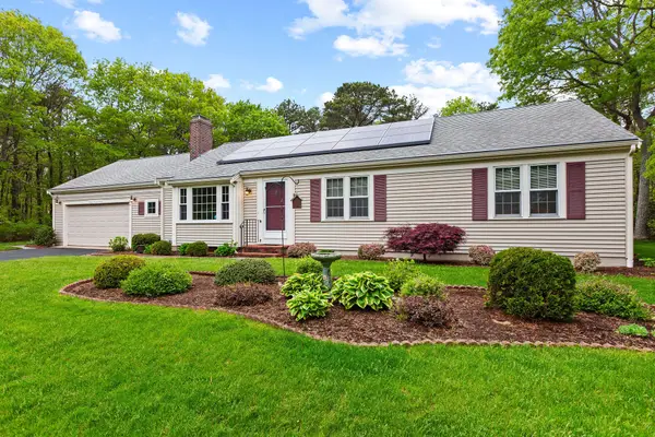 90 Beacon Street, South Yarmouth, MA 02664