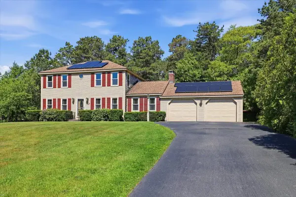 36 Kirk Circle, Plymouth, MA 02360