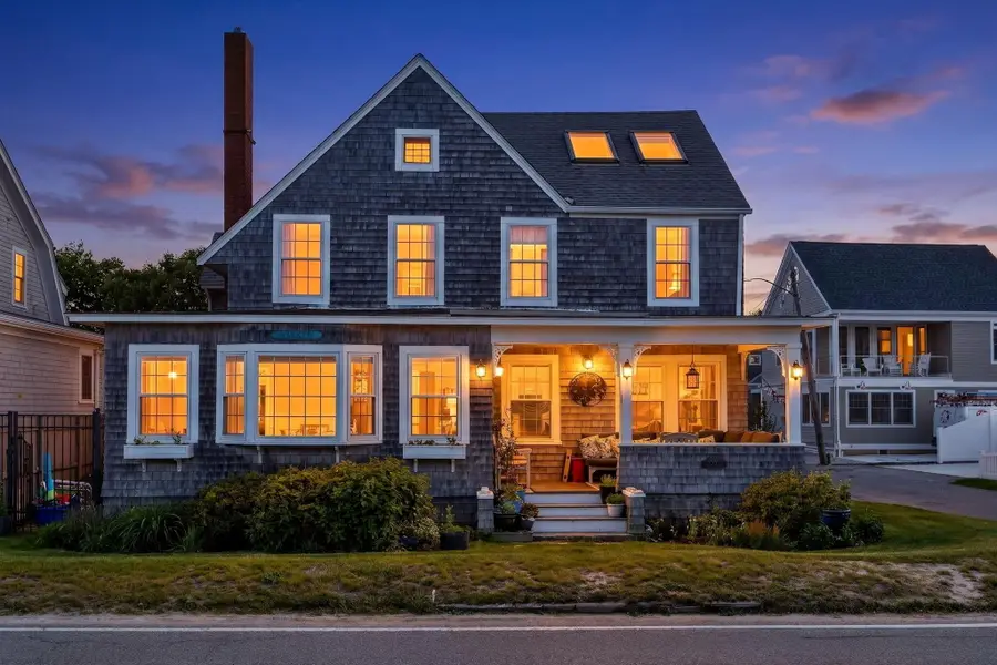 205 Grand Avenue, Falmouth, MA 02540 - #3