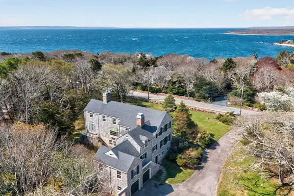64 Church Street, Woods Hole, MA 02543