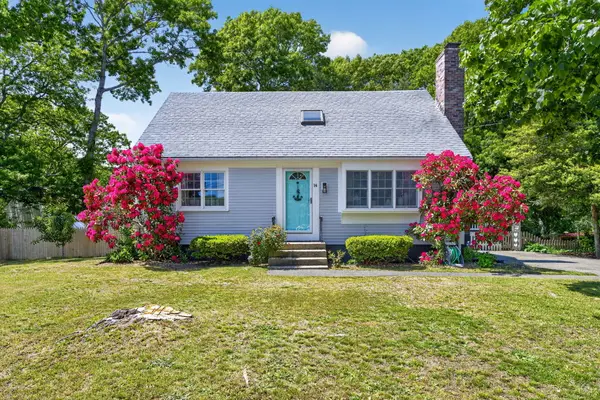14 Heritage Circle, Teaticket, MA 02536