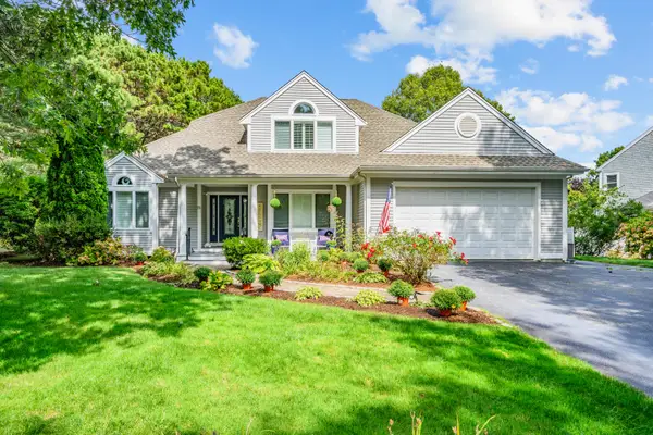72 Bayshore Drive, Mashpee, MA 02649
