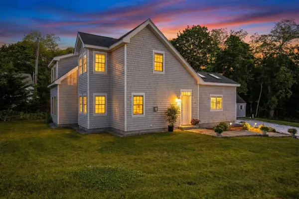 15 Squires Pond Lane, Wellfleet, MA 02667